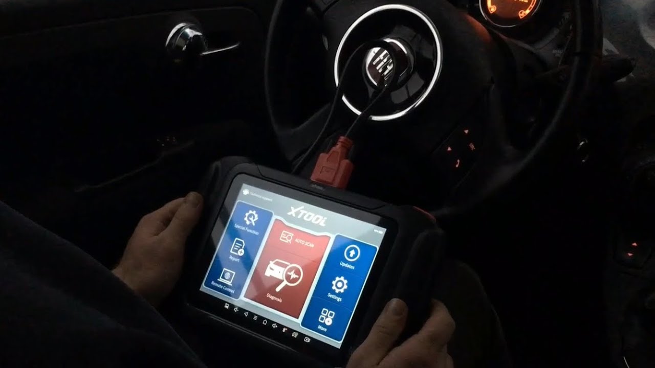 My first time using XTOOL D8, Fiat 500, actuation tests, disabling seat belt buzzer, fuel pump test