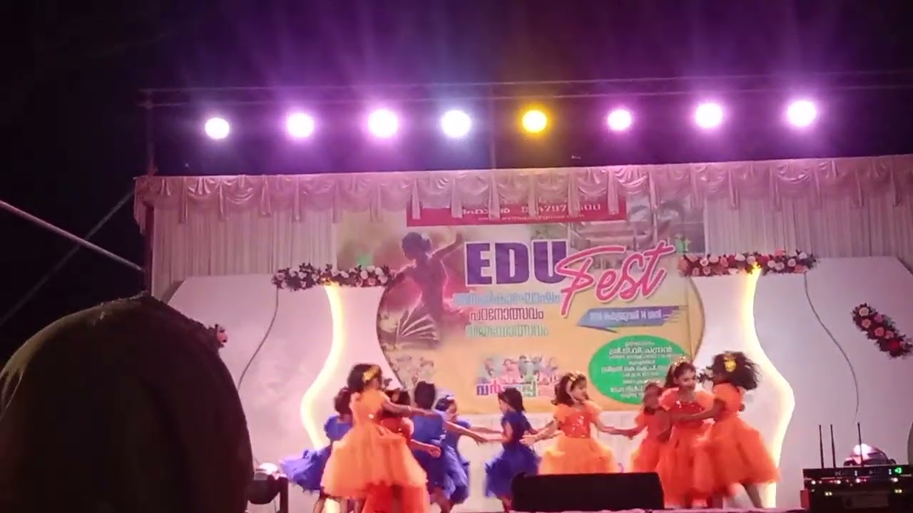 പൗർണമിമോളും കൂട്ടുകാരും 