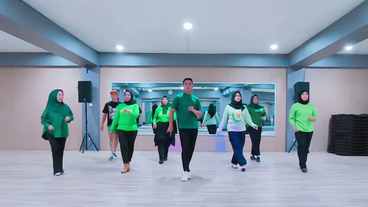 I'll Be Watching You - Line Dance / Demo : Okami Studio Palembang 