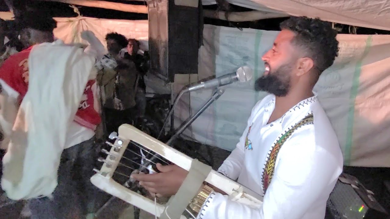 ድምፃዊ ክብሮም ሃደራ wedi hadera