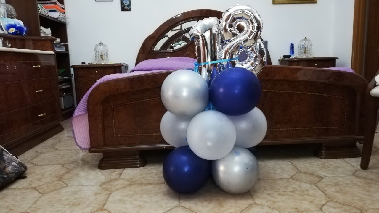 Composizione palloncini 18 anni