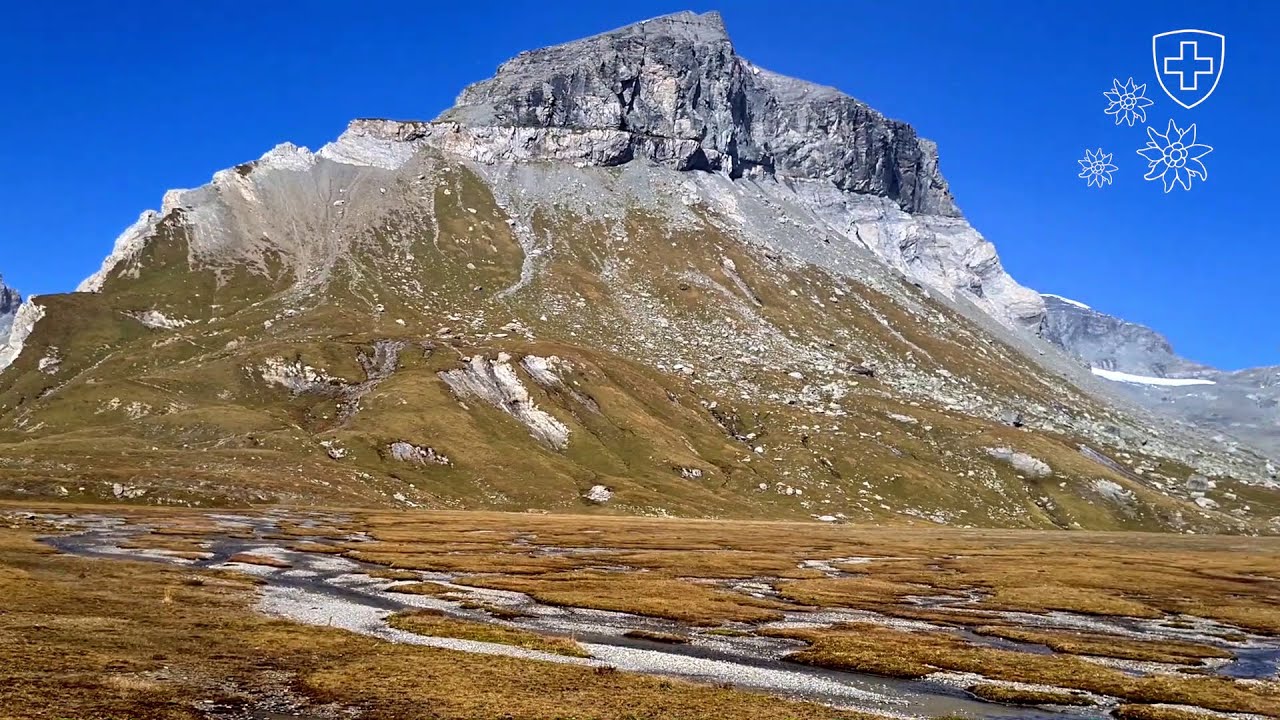 Hike to Lower & Upper Segnes Plains and Martinsloch, above Flims Laax (2023/10/01)
