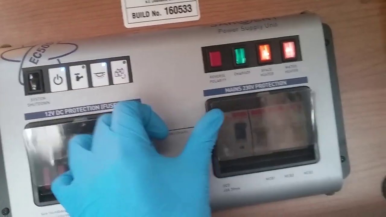 46155 Auto-Trail Tracker FB inside