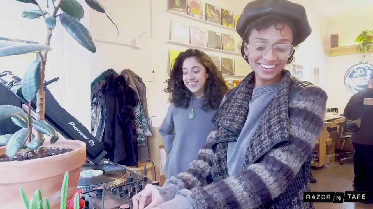Soul Waxing w/ Miss Gypsy, JADALAREIGN, and Kata - In the Shop