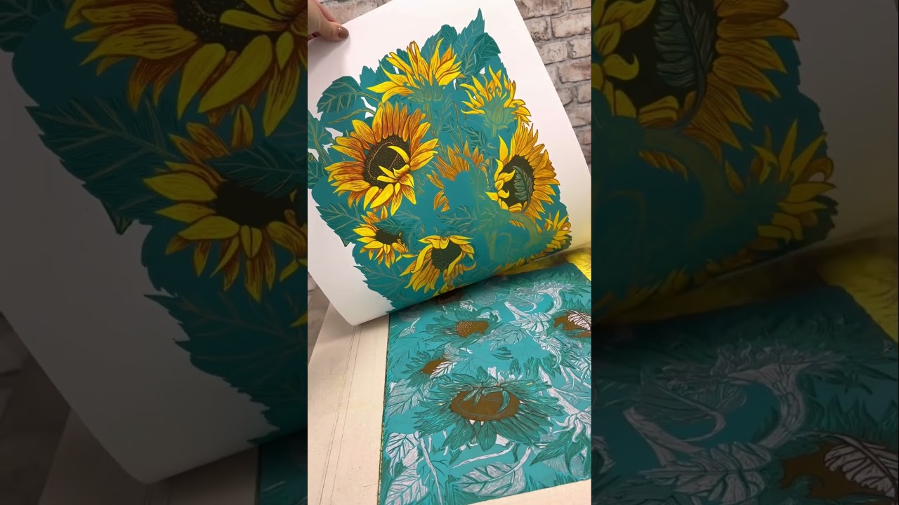 Printing process of reduction linocut &ldquo;Sunflowers&rdquo; #linocut #printmaking #reliefprint #sunflowers