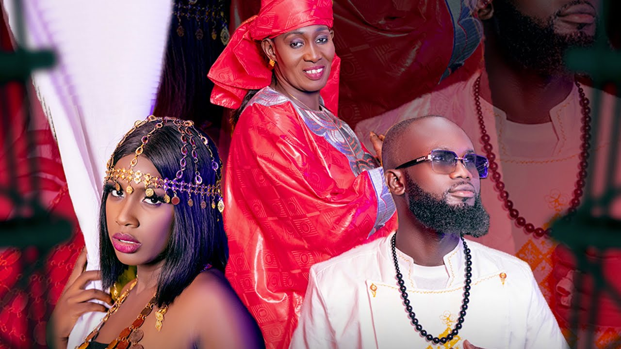 UMAGA -MOSSANE- FT SOKHOU BB & FATOU DIAMBAL (CLIP OFFICIEL)
