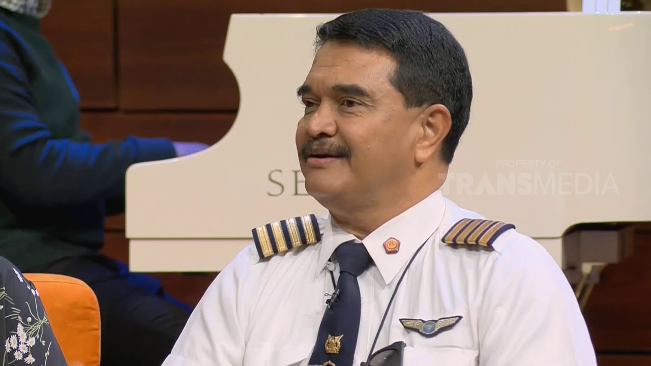 Tanggapan Capt. Aziz Hamid Soal Jatuhnya Li0n Alr JT 61O | HITAM PUTIH (01/11/18) Part 3