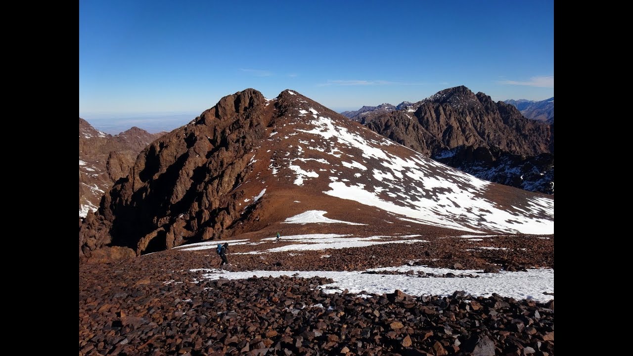 A walk up Timesguida and Ras n-Ouanoukrim, Morocco