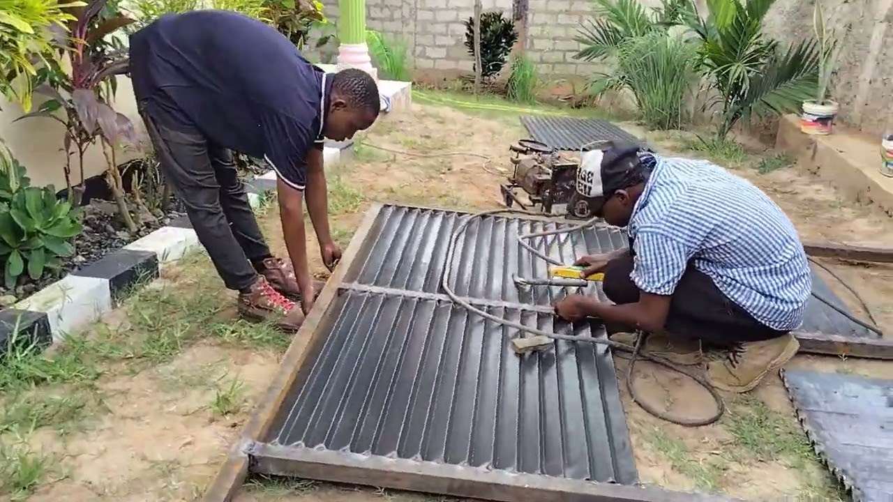 TAZAMA MWANZO HADI MWISHO VIJANA WALIVYO ANZA KUTENGENEZA HILI GETI . SEHEMU ( 01).