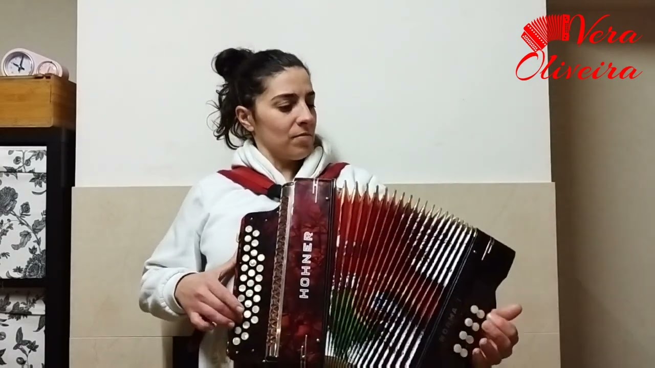 Vera Oliveira Concertina - Vira 