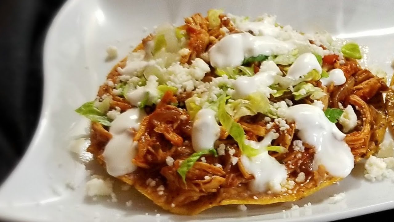 BEST CHICKEN TINGA recipe / how to make easy TOSTADAS ❤