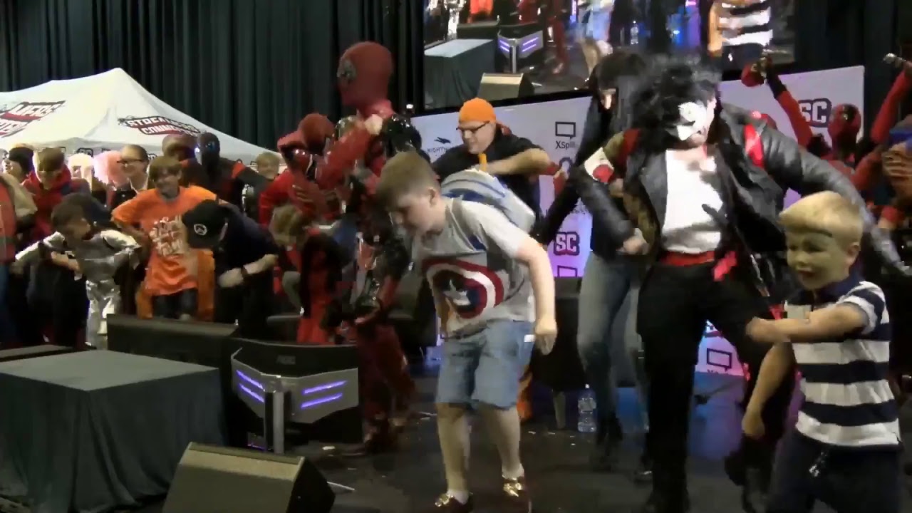 The #StreamersConnected Stage LIVE @ MCM Comic Con Manchester DAY 2