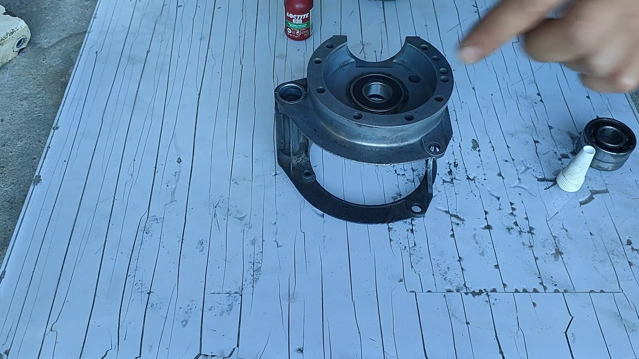 Montage roulement de vilebrequin solex 3800 carter échange standard