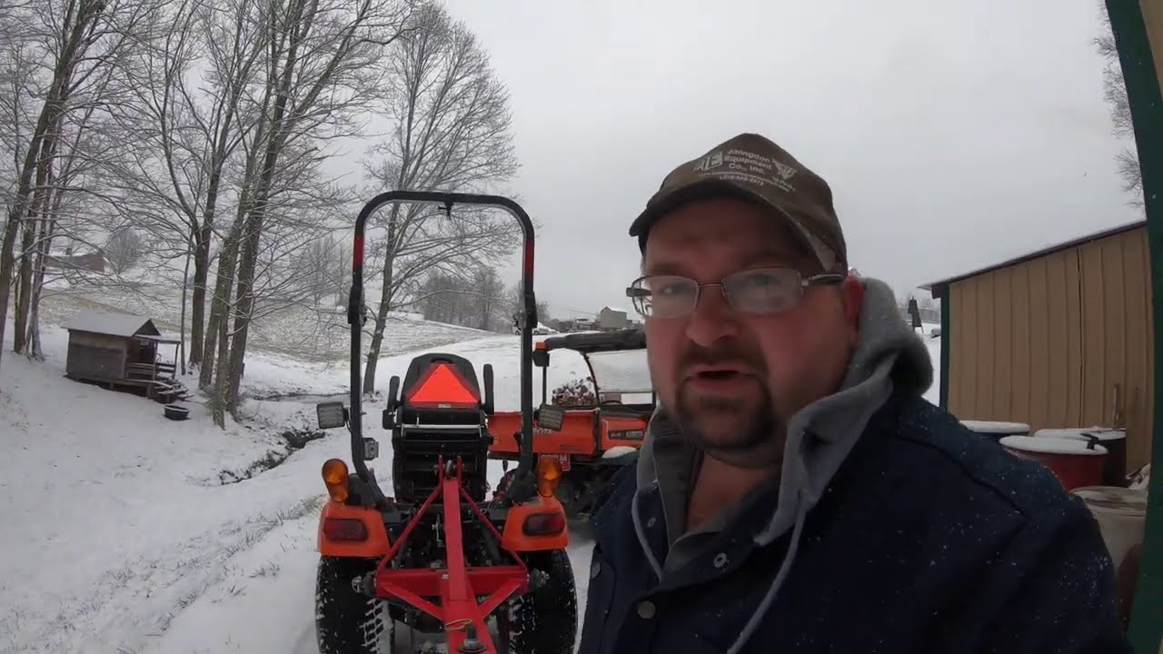 Советы по уборке снега задним отвалом! Kubota BX2380 и отвал 5 футов.