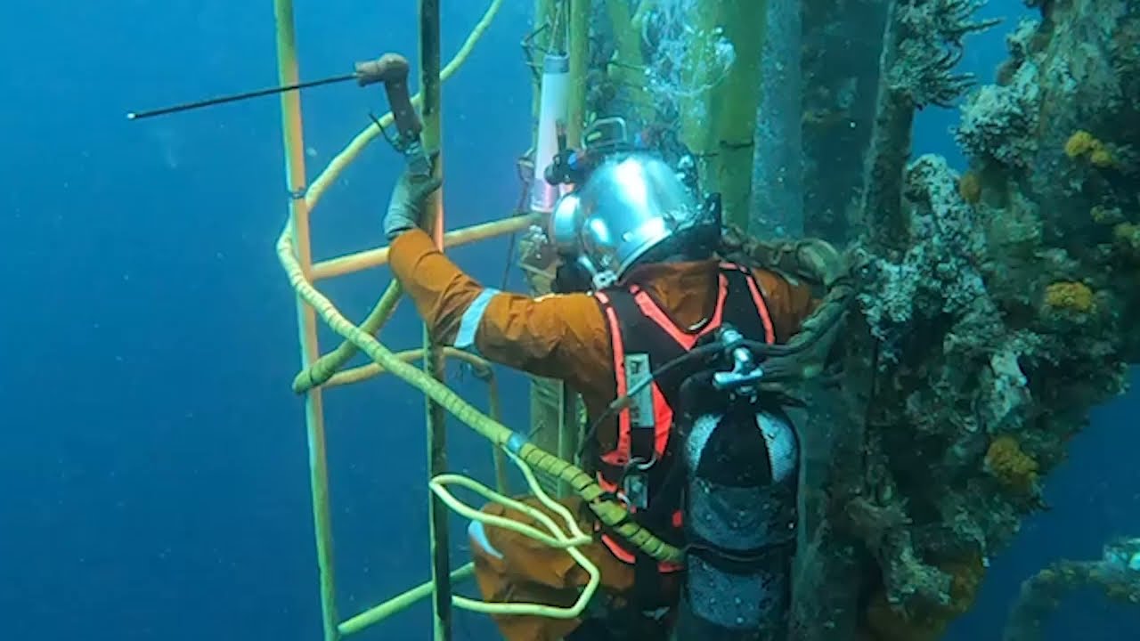 Underwater Cutting and Structure Dismantling by PETRODIVE