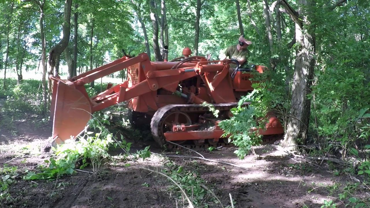Allis Chalmers HD5-G Tracked Loader, Clearing Woods using a 1954 Allis Chalmers Tractor