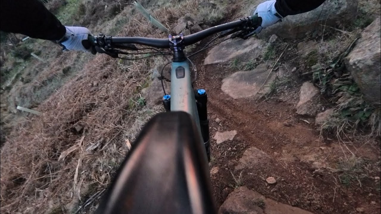 BENARTY HILL DH | MEDIOCRE MTB