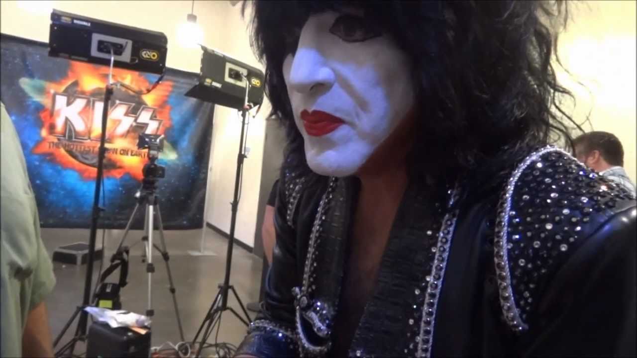 KISS 