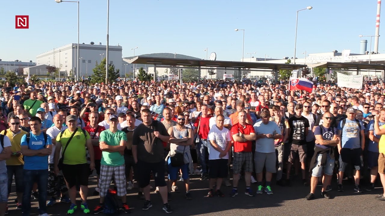 Slováci vo Volkswagene prvýkrát štrajkujú, chcú sa platmi priblížiť Nemcom
