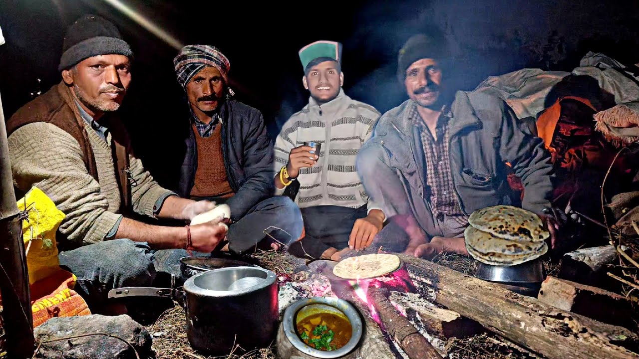 गद्दी भेड़पालकों के डेरे का खान पान/भेडपालकों को जंगल में मिला भूत/GADDI SHEPHERD FOOD #shepherdlife