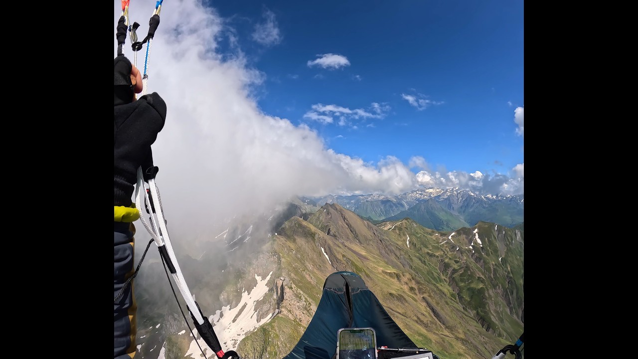 X-Pyr 2024, the Pyrenean adventure! Story of my hike & fly race from the ocean to the sea