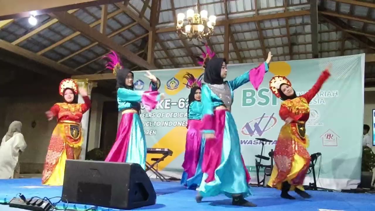 Tari Kembang Moleh SMP