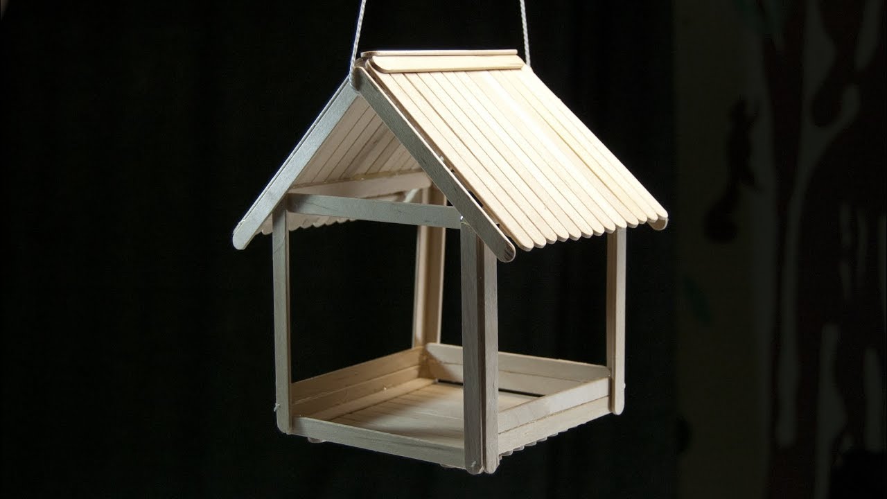 Кормушка для птиц из палочек от мороженого