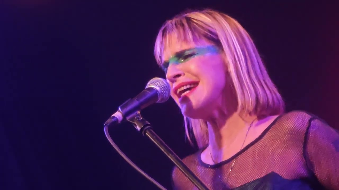 Cuatro Brazos, Cuatro Piernas -- Fabiana Cantilo -- Madrid, 2023.05.18