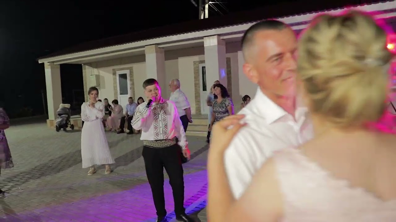 15.06.22.Oleg Spînu în ospeție la Mariana,Eduard și Lia.(de ziua micuței Lia)