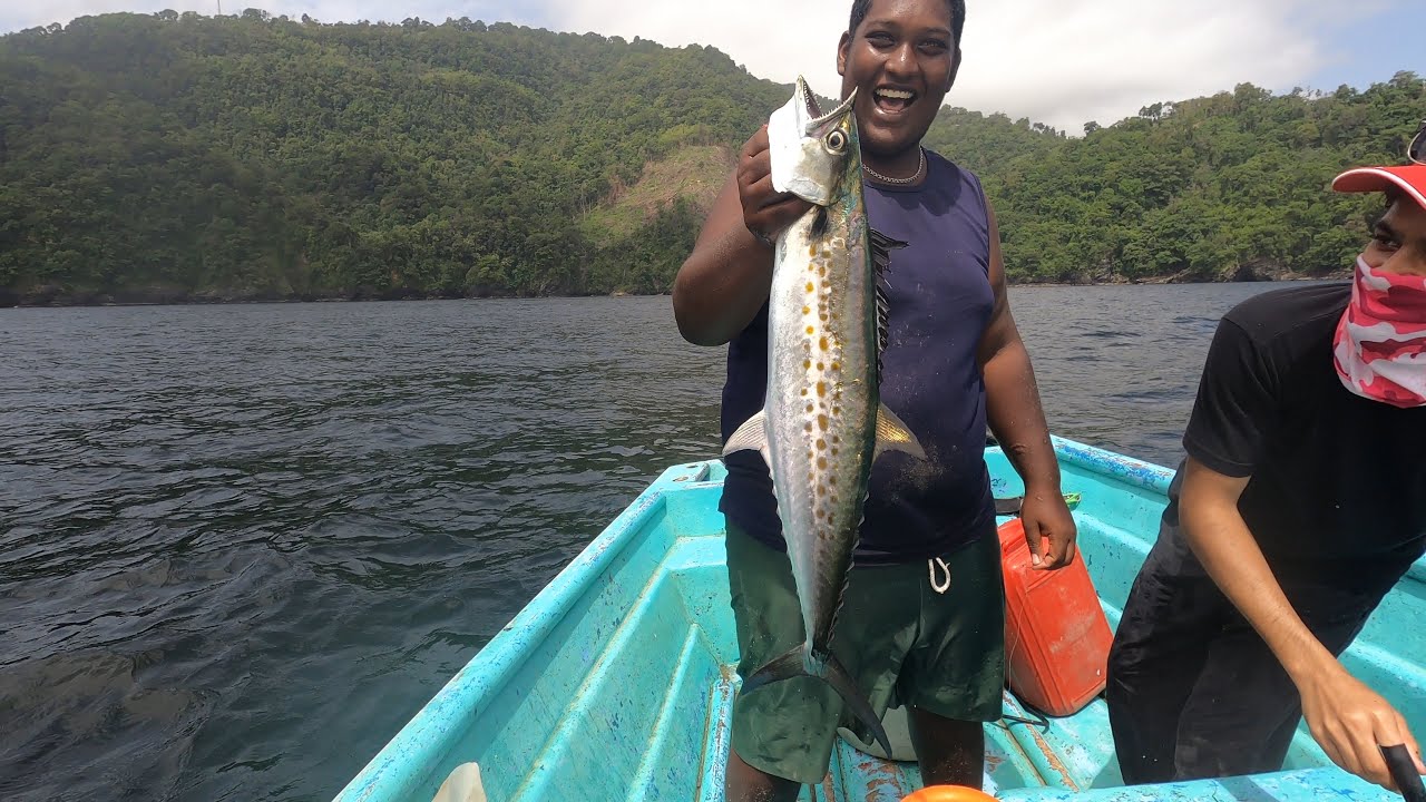 PART 1.. A LA VIVE FISHING FOR KING AND SPANISH MACKEREL WITH CAPTAIN RAJ, CARIBBEAN, TRINIDAD !