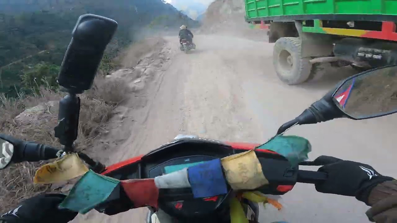 पनौती बाटो बुर्तिबाङ आउँदा गल्कोट बाट 🙄