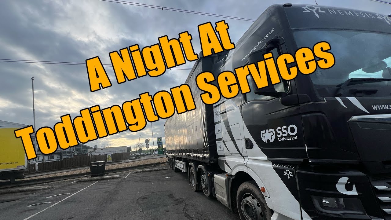 A Night At Toddington Services | Vlog 175