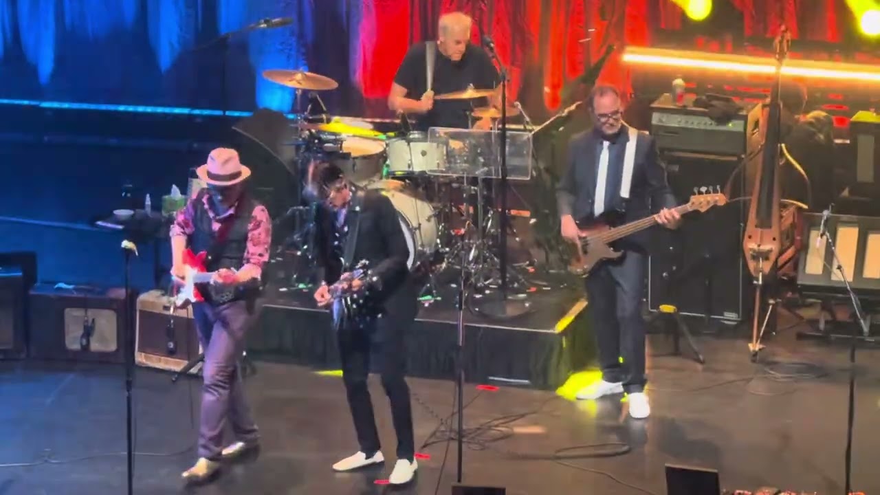 Pump It Up/ What’s So Funny About Peace, Love & Understanding Elvis Costello Ft Myers FL 7/10/2025