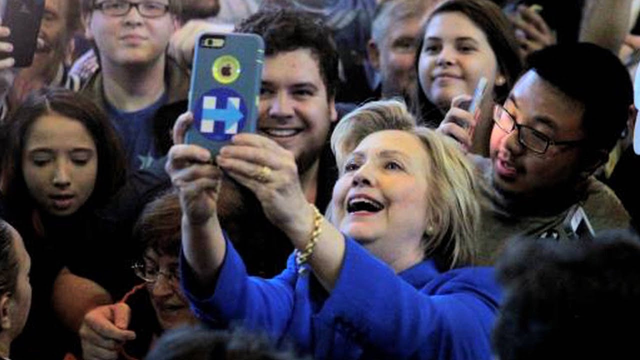 Robert McChesney: Mainstream Corporate Media Covering 2016 Election Through Eyes of Clinton Campaign