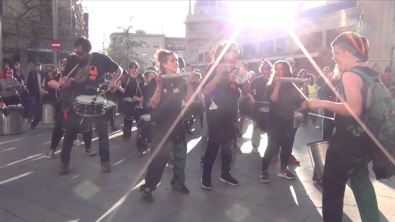 CEBAFOC 2016 - DIABLES CREU ALTA  + SENTINELLES  D ARKEMIS - RUA