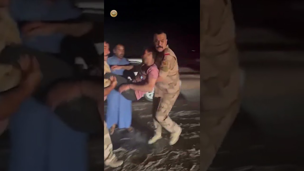 أبطال الفوج الثالث لواء مغاوير عمليات الأنبار ينقذون عائلة تعرضت عجلتهم لحادث.