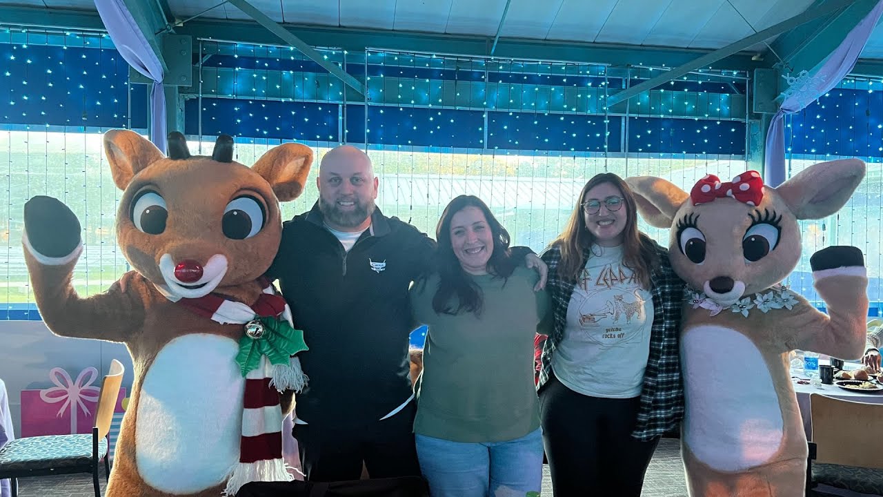 SeaWorld Christmas Celebration, Dinner With Rudolph, X-mas Lights and the Sesame Street X-mas Parade