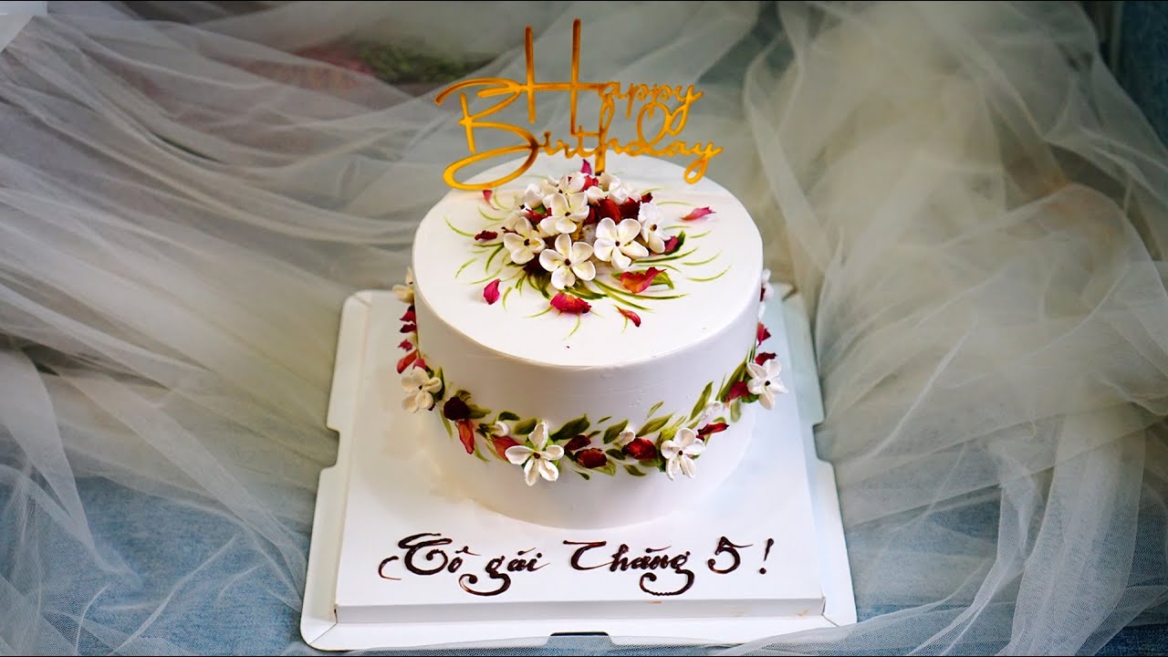 Decorate Nice Cake With Dried Rose Buds / Bánh đẹp Trang Tri Nhẹ Nhàng Với Hoa Hồng Khô