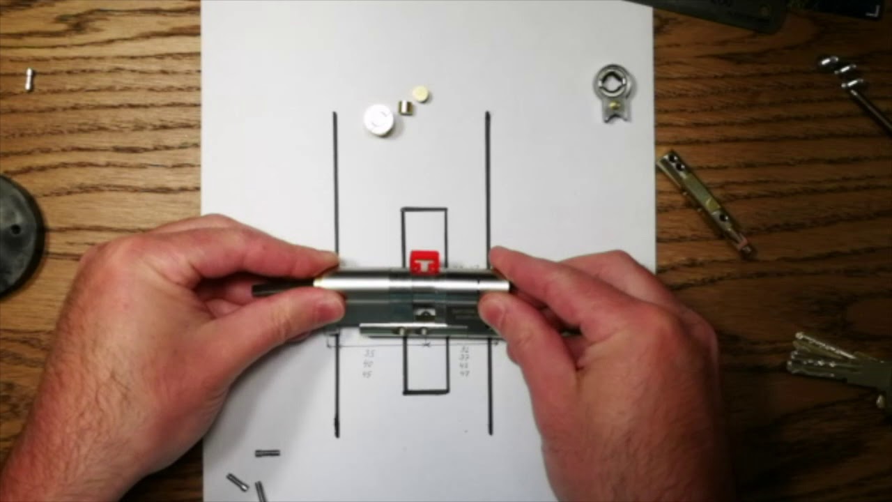 Установка замка Danalock V3 с личинкой M&C