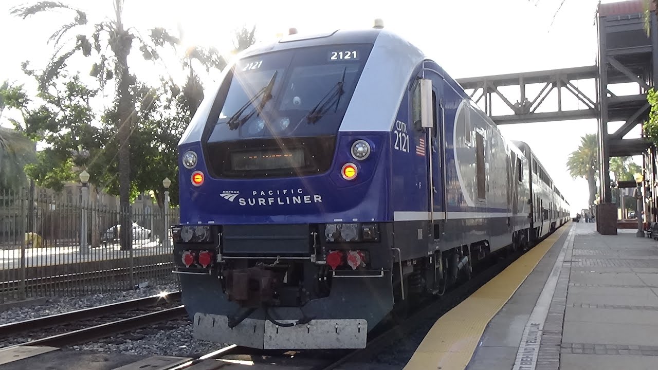 Tons of Trains in Fullerton ! BNSF, Metrolink, Amtrak, and Metro Rail ! 11/04/2023
