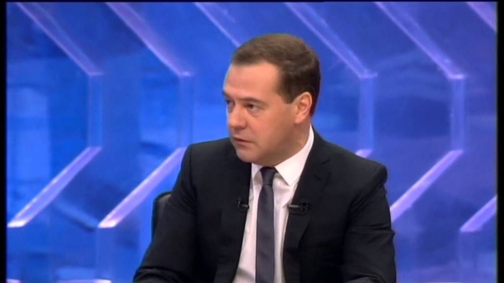 Russian PM Medvedev Admits Sanctions Pain: Ruble fall linked to Ukraine war sanctions