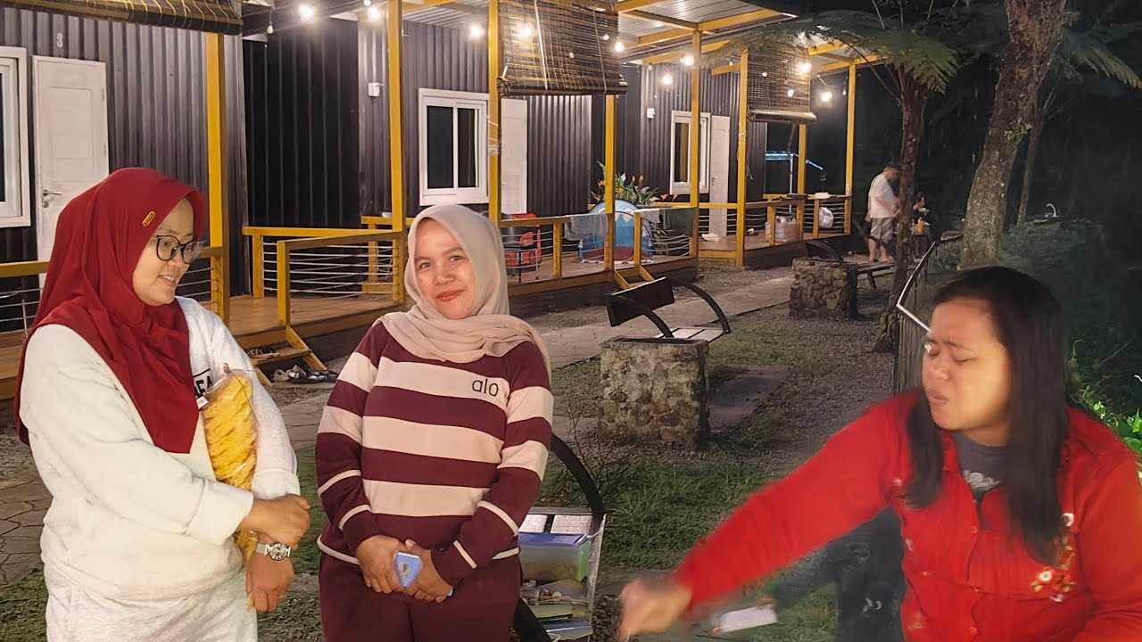 Situasi Malam di Pamah View