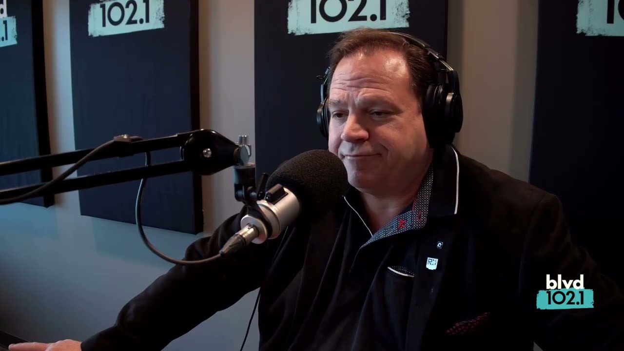 Offre illégale à Sam Hamad pour qu'il se retire? Stéphane Lachance s'explique...