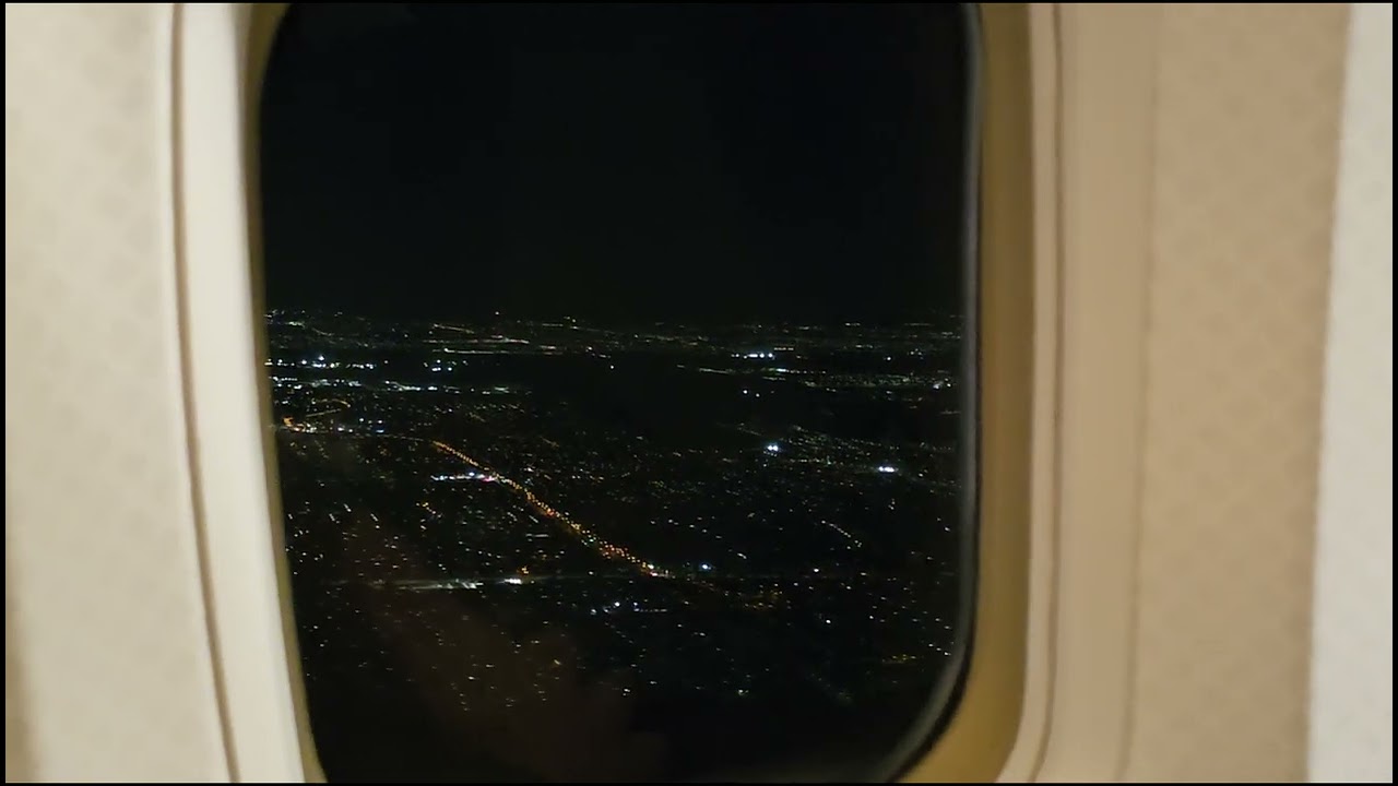 Qantas Boeing 737-800 VH-VYA QF673 Takeoff from Melbourne