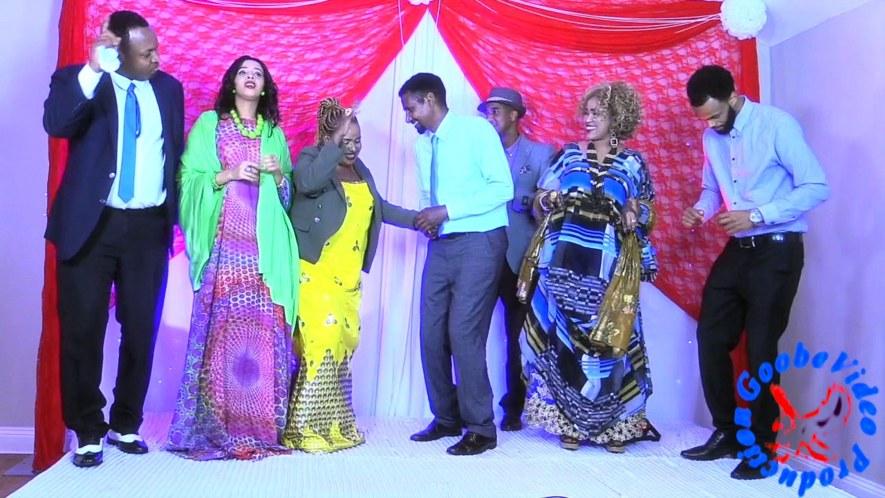 Xuseen Shire and Amina Dhool-----Ii Dhaga Nugloow 2017