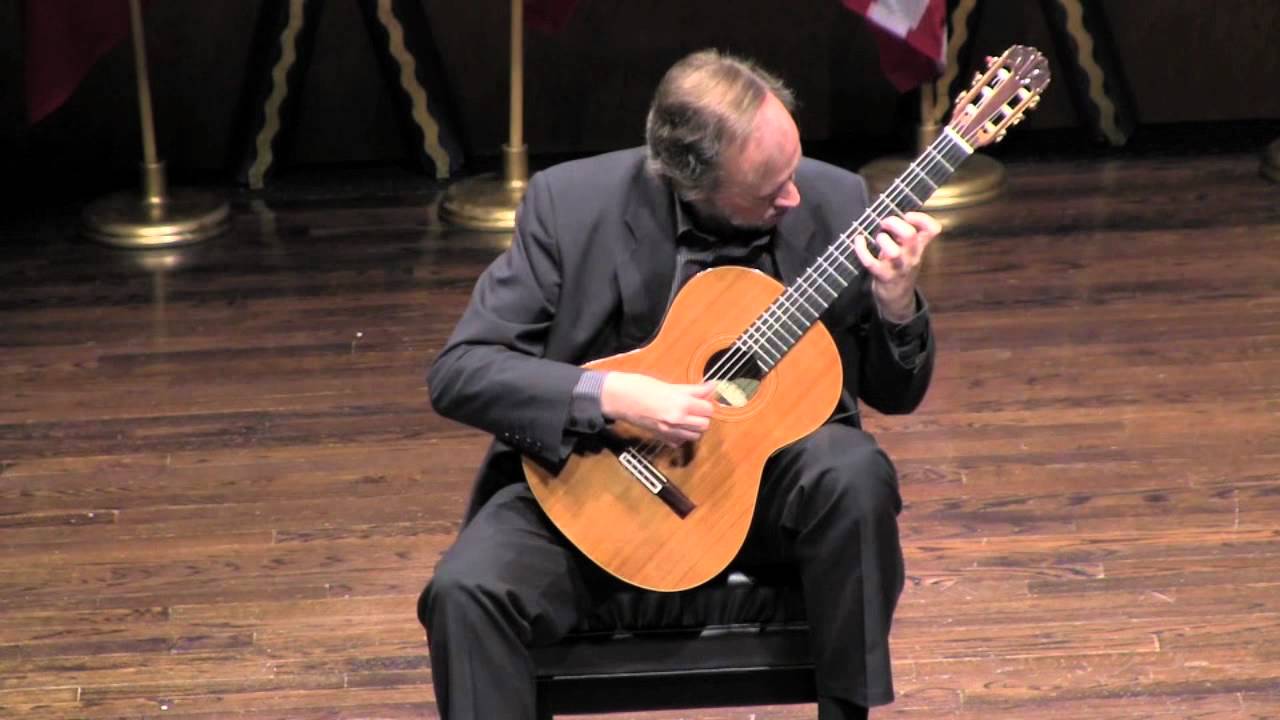 Luis Orlandini plays ELOGIO DE LA DANZA by Leo Brower