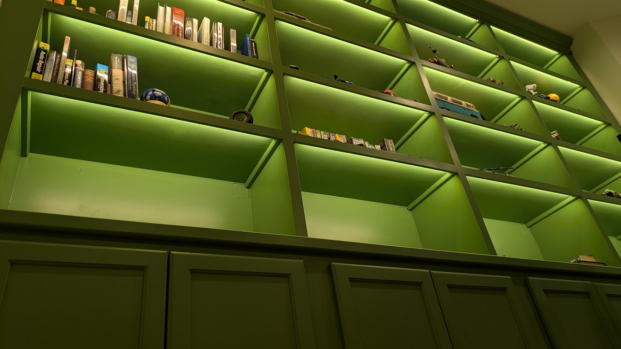 Making Built-In Bookcases with LED Lighting