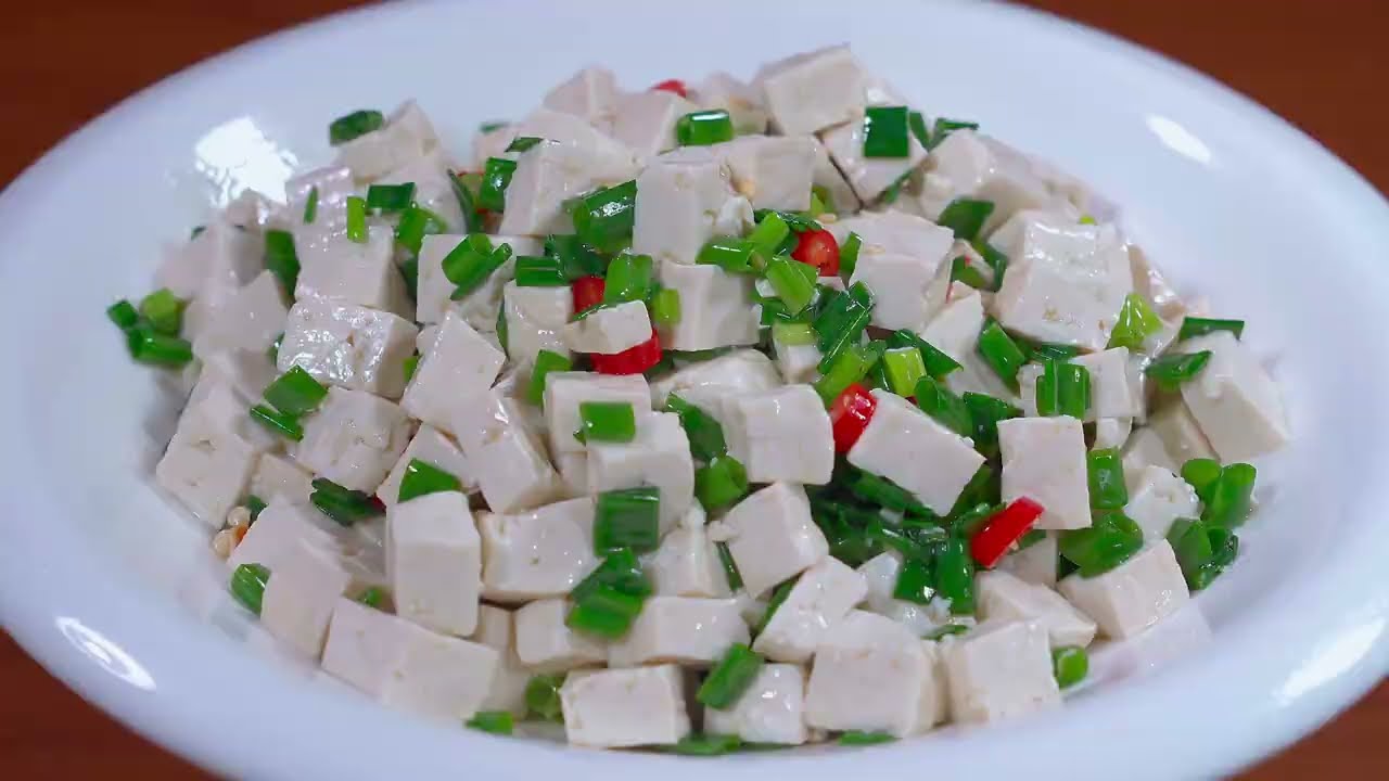 小葱拌豆腐，最近这个做法火了，最后一步很关键，老做法更香更入味！#like #美食 #美食教程 #美食分享