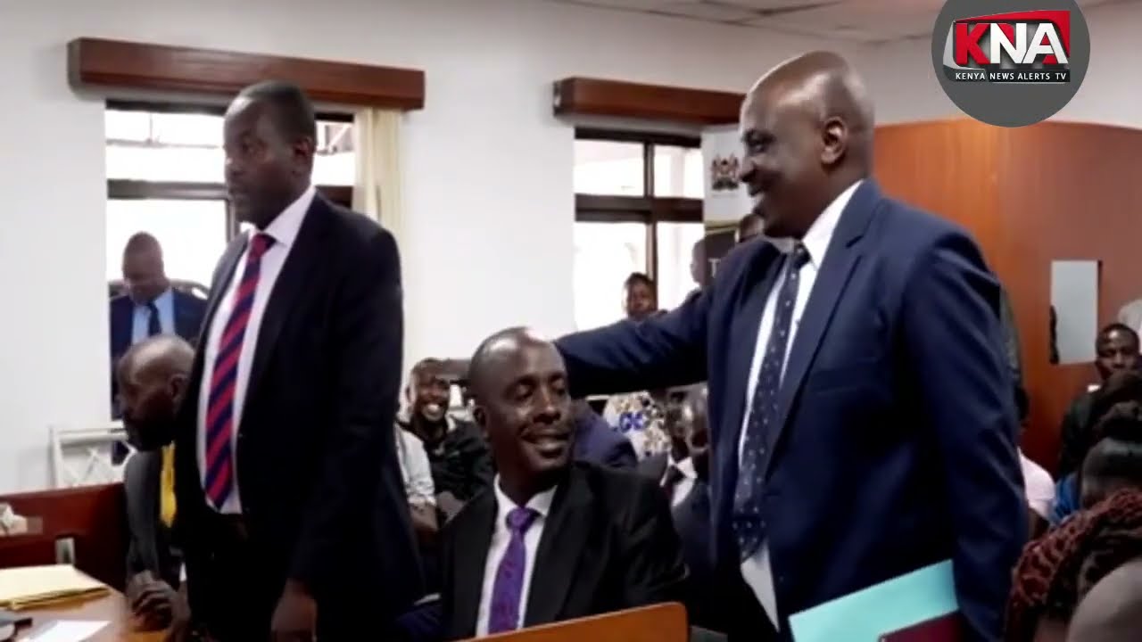 ''I AM YOUR SENIOR, SIT DOWN,''  DRAMA AS LAWYERS APOLLO MBOYA & SAM NYABERI CLASH IN COURT!