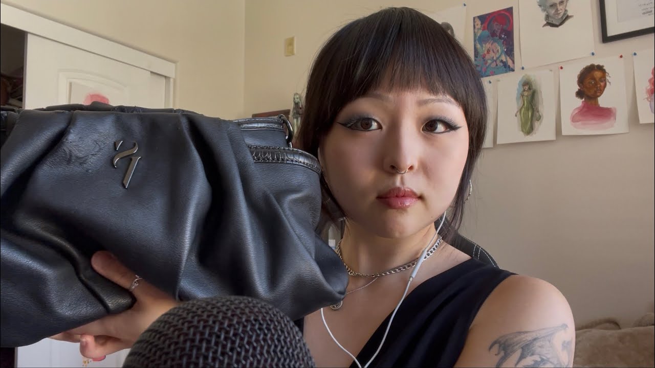 (asmr) what’s in my bag (close whispers, soft spoken, tapping)